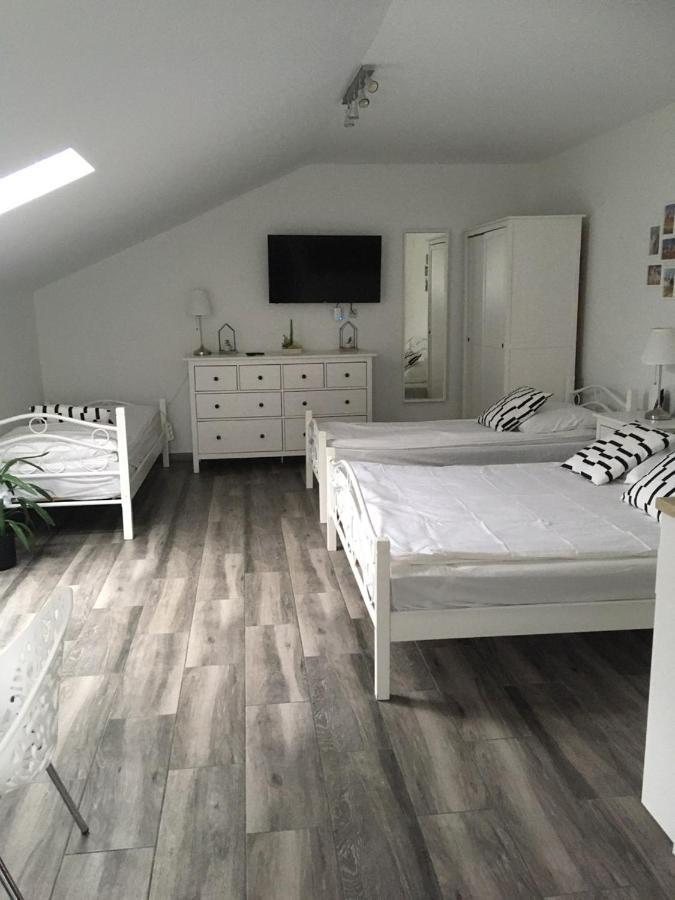 Pokoje Przy Zamku Podzamcze  Esterno foto